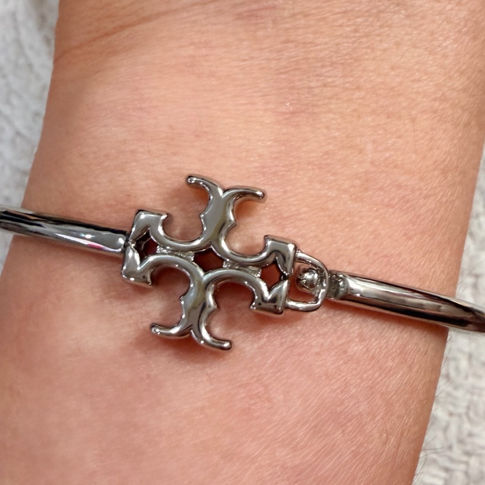 Tory Burch Eleanor Hinged Cuff - NWT - Picture 3 of 6